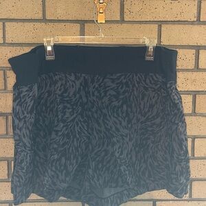 Athleta Navy Patterned Shorts